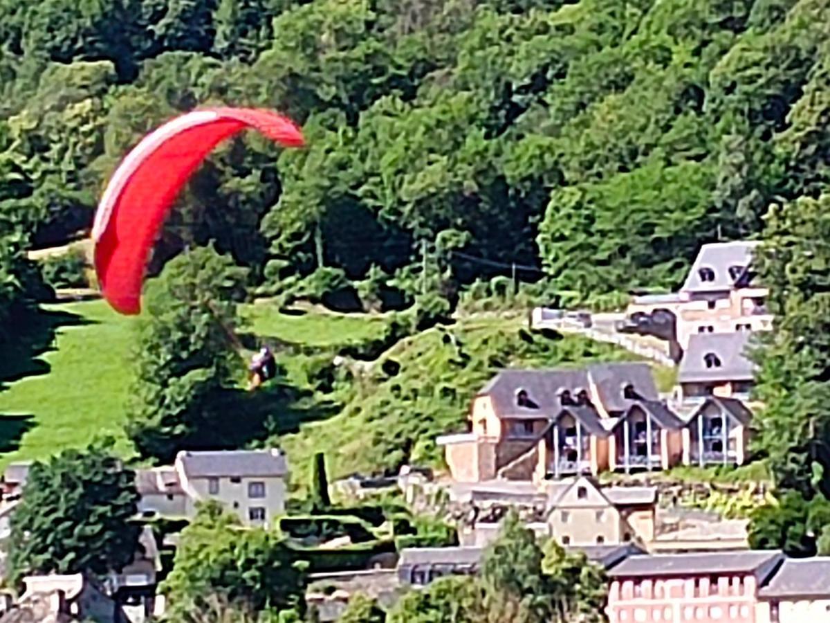 リュス・サン・ソヴァールLuzval Duplex Avec Balconアパートメント エクステリア 写真