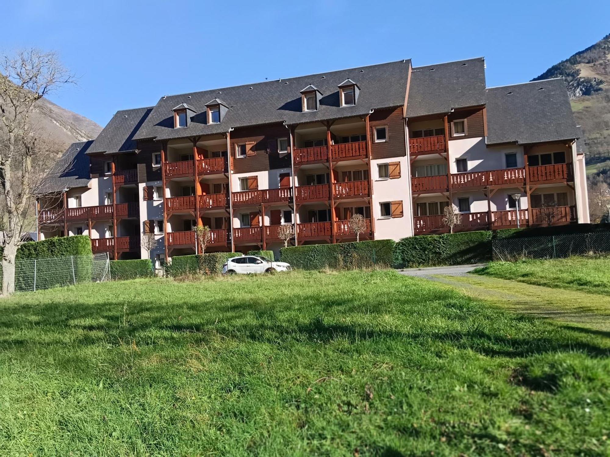 リュス・サン・ソヴァールLuzval Duplex Avec Balconアパートメント エクステリア 写真